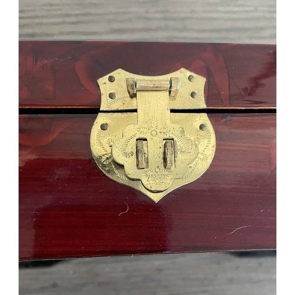 EUC, Vintage Chinese Lacquer Redwood Floral Jewelry Box - Picture 3 of 5